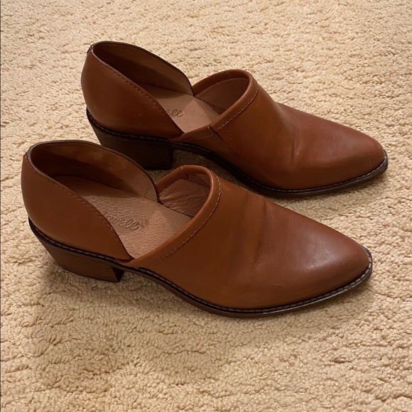 Madewell brown leather slip on shoes - Picture 2 of 5